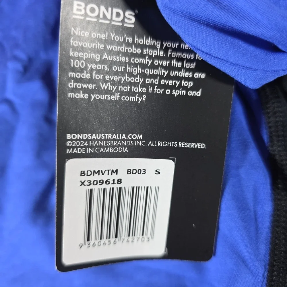 Bonds Underwear Anti-Chafing Boxer Small 3 Pack Black & Red/White, Blue Melody